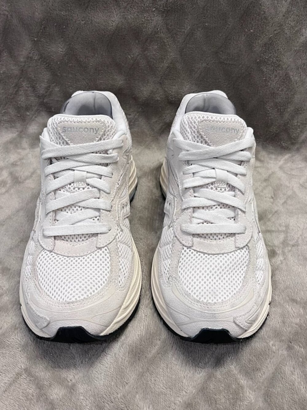 Saucony ProGrid Omni 9 Premium Retro White Unisex 7.5